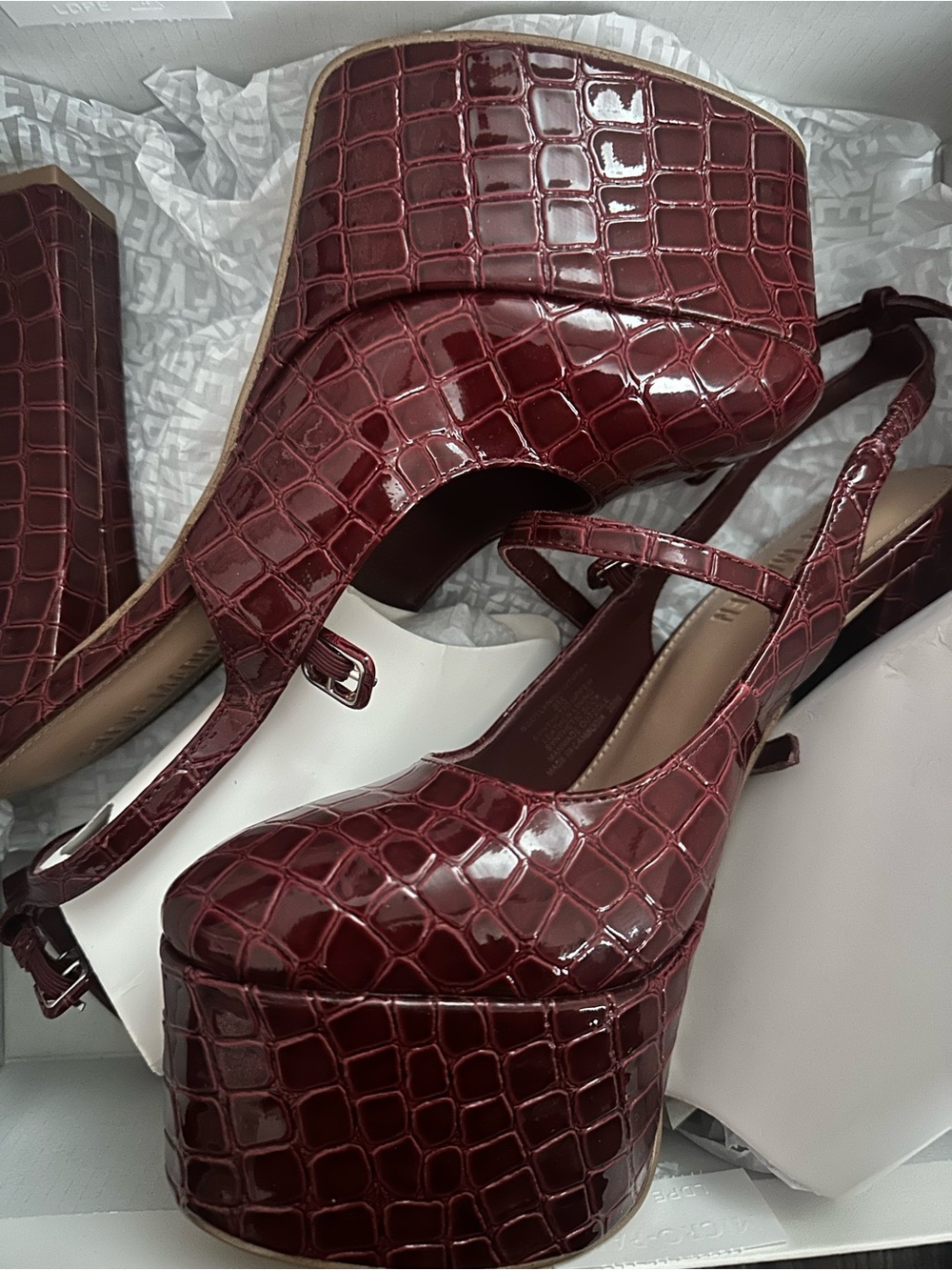 Steve Madden Burgundy Croc Patent Platform Slingbacks